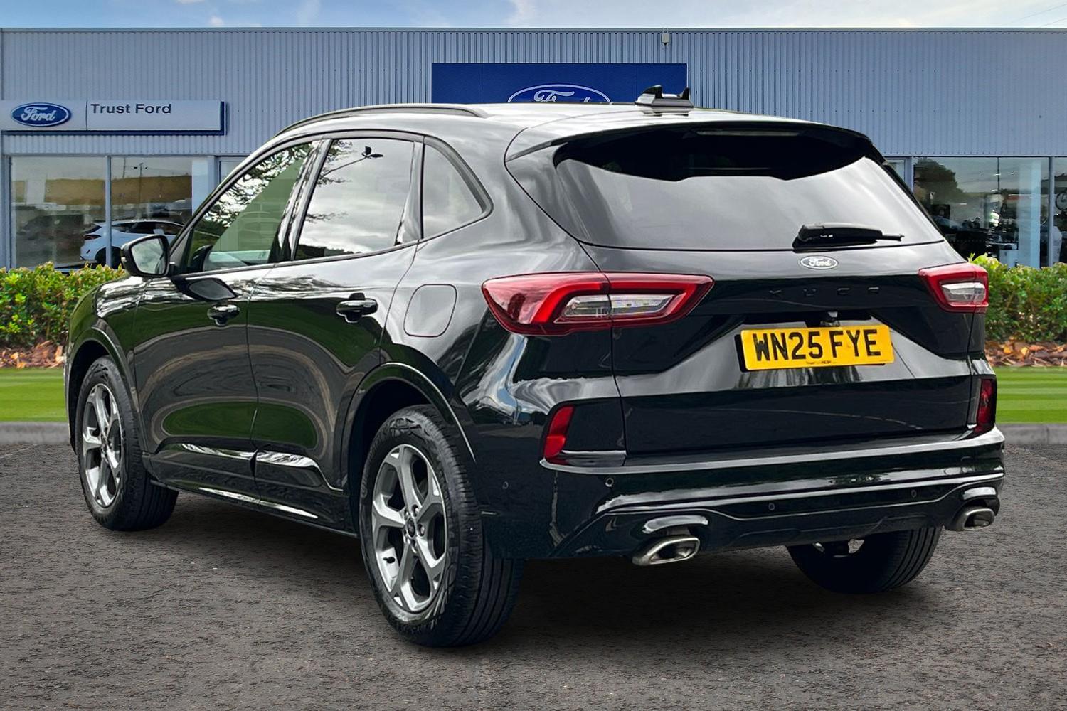 Ford KUGA Photo 1