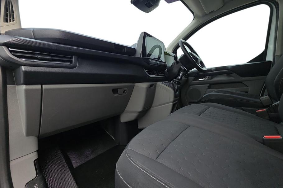 Used Ford TRANSIT CUSTOM DP24GHV 3