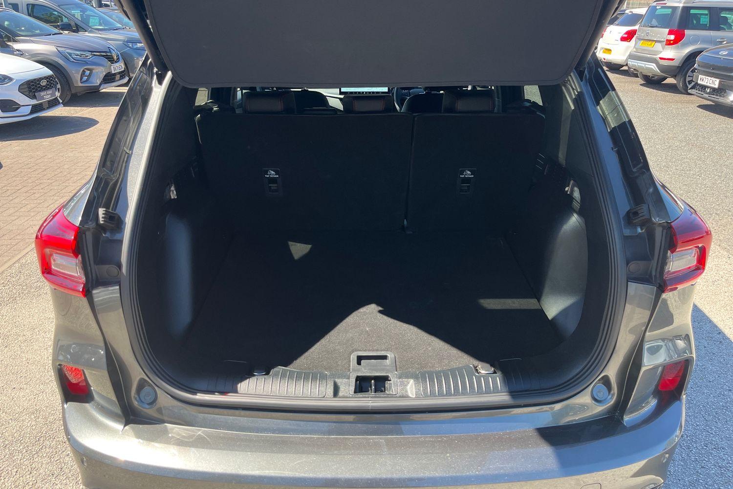 Ford KUGA Photo 20