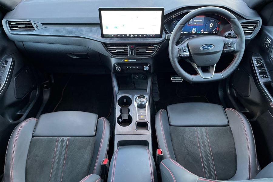 Ford KUGA Photo autoimg-663c2e5d39abf3f389feb096cfc7d4304a815ad5.jpg