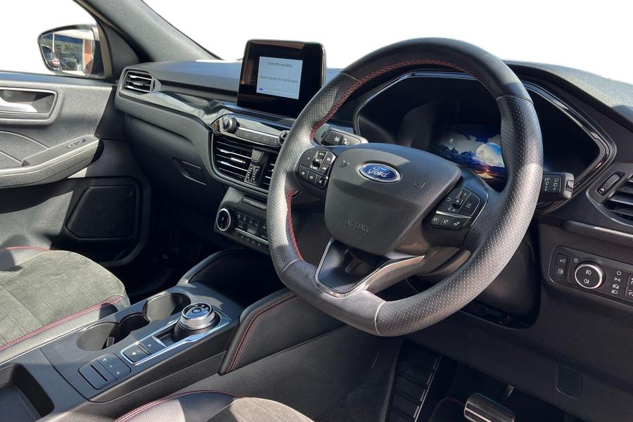 Ford Kuga Photo autoimg-6643395f82fc0838b0600732173fabfd52735c7a.jpg