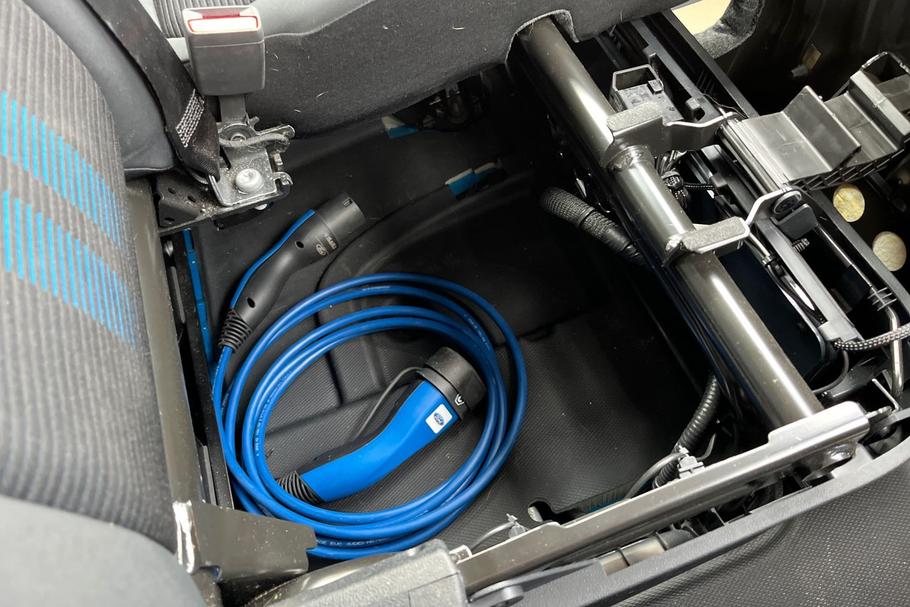 Used Ford TRANSIT CUSTOM AO25UCL 17