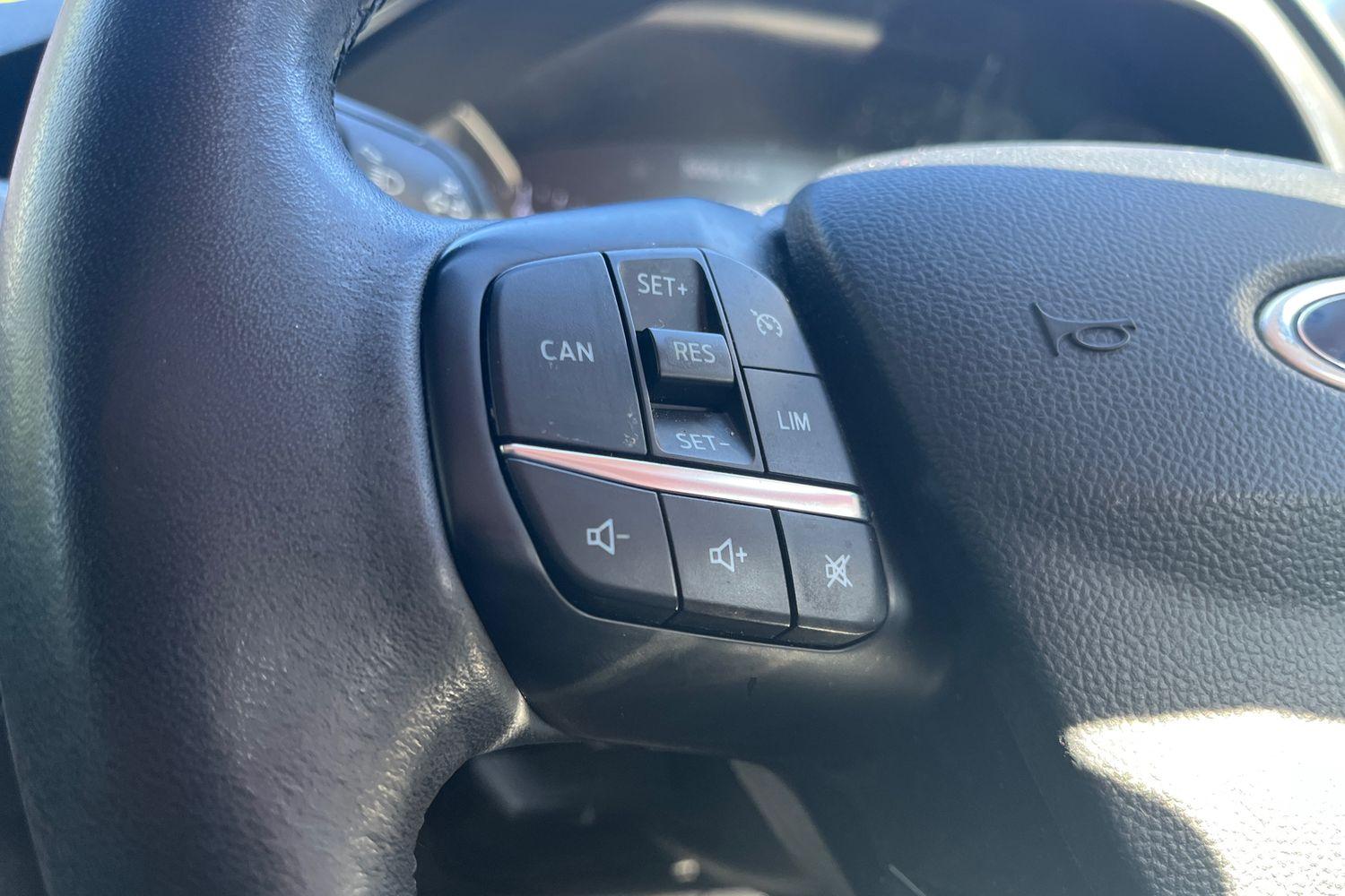 Ford FOCUS Photo 38