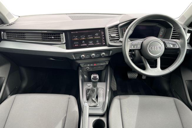 AUDI A1 Photo 10