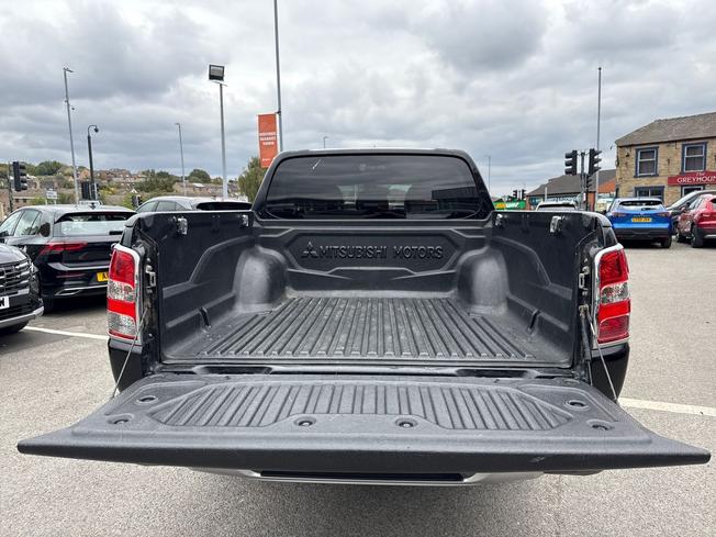 MITSUBISHI L200 Photo 26