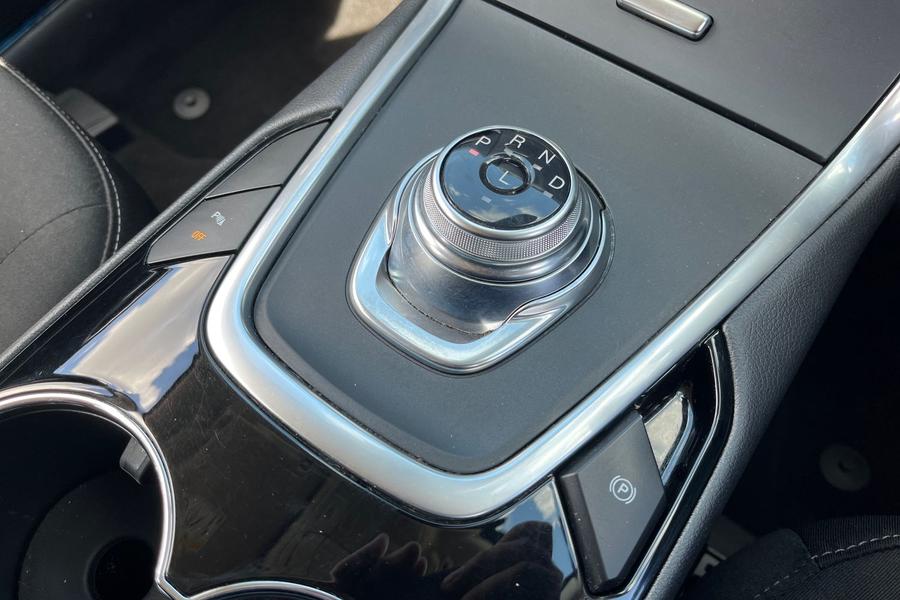 Ford GALAXY Photo autoimg-664ffdb63e0ee026ce31ee119a1bab2c47938fa3.jpg