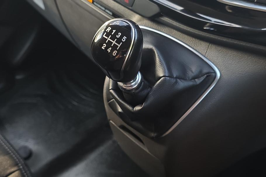 Used Ford Transit Custom WR73CZE 9