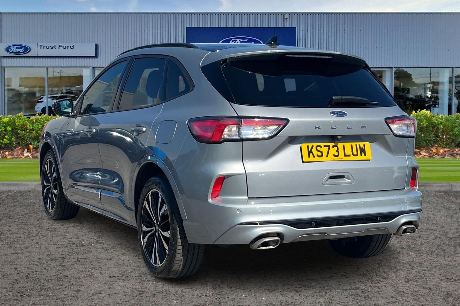Ford Kuga Photo 1