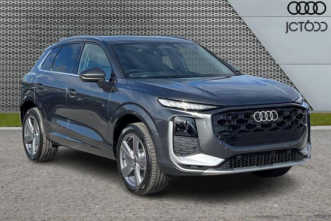 AUDI  Q3 SUV Photo 1