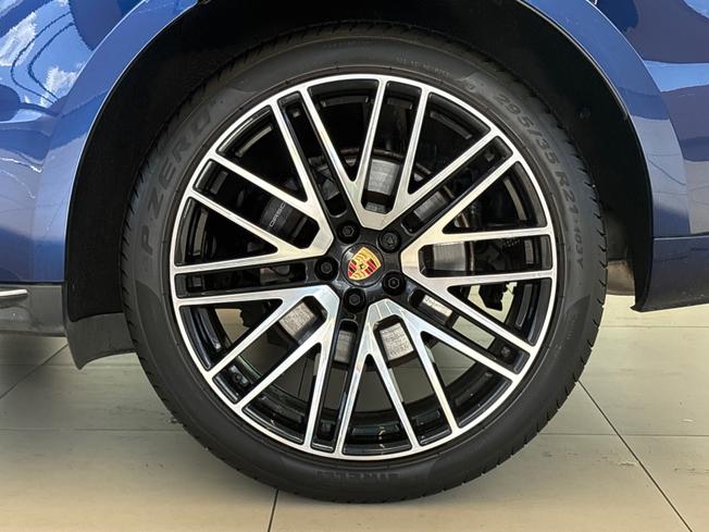 PORSCHE Macan Photo 26