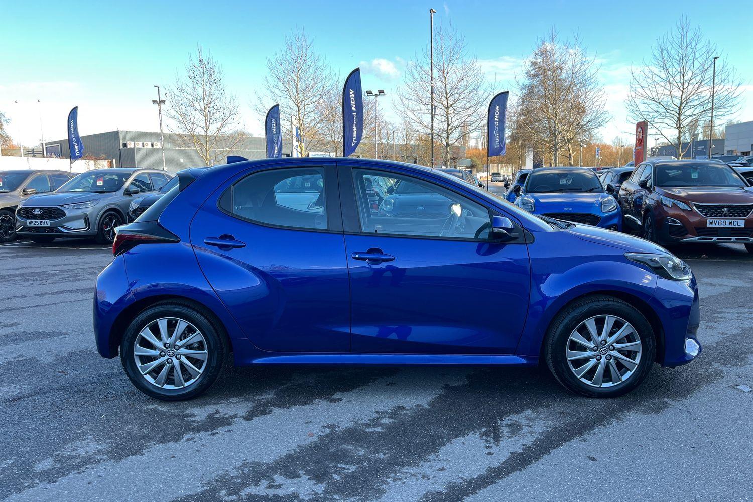 Toyota YARIS Photo 35