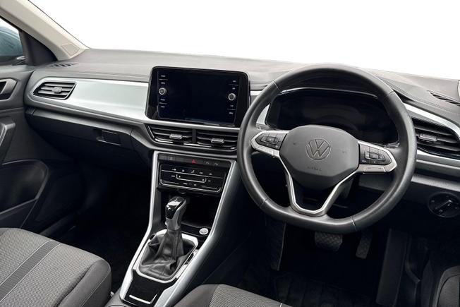 Volkswagen T-Roc Photo 6
