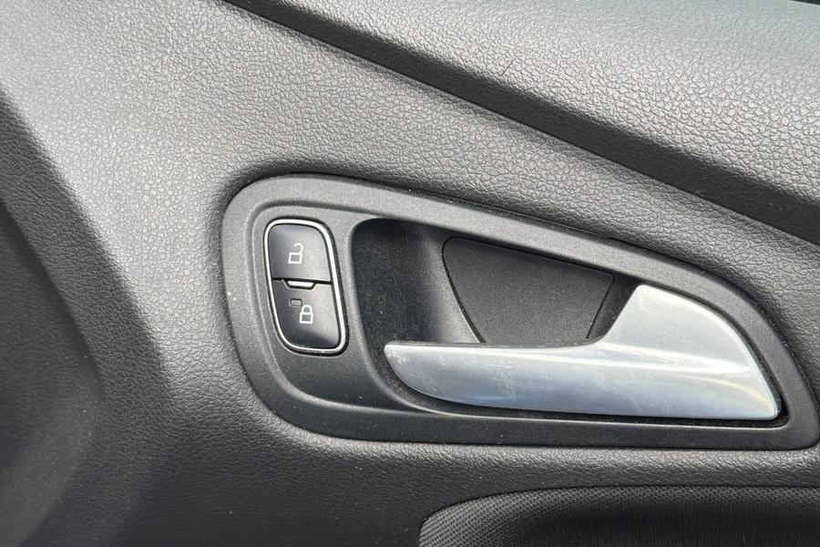 Ford Focus Photo autoimg-666cc2f8878469cb989819c52b67142b73c7aad0.jpg