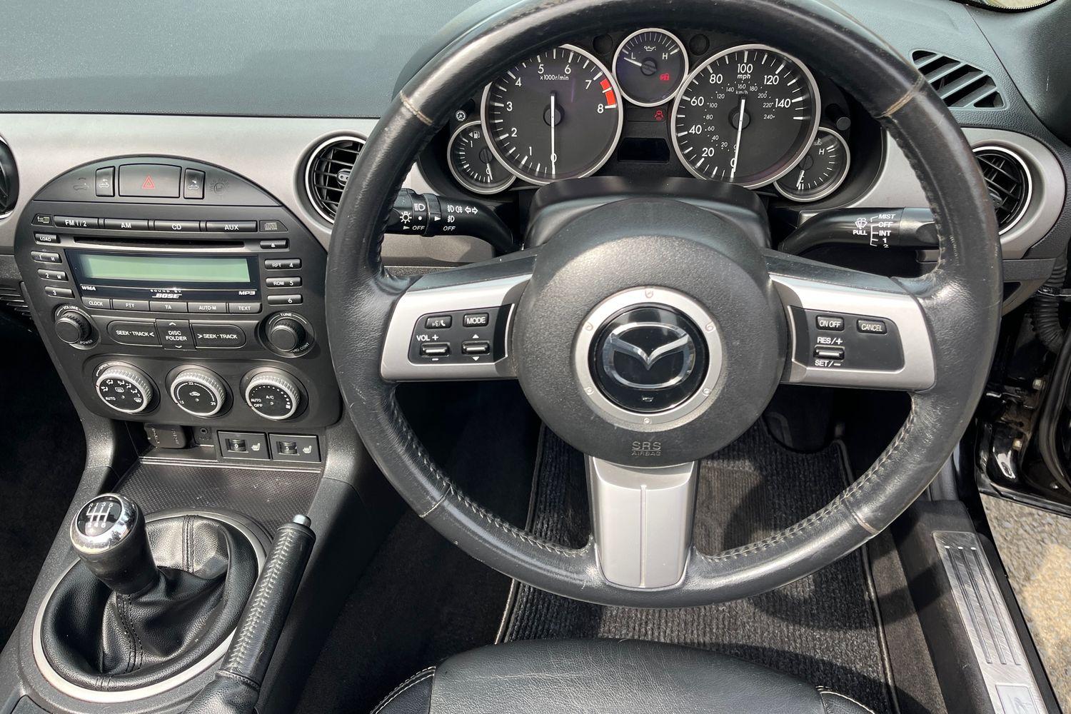Mazda Mx-5 Roadster Coupe 2.0i Sport Tech 2dr Photo 11