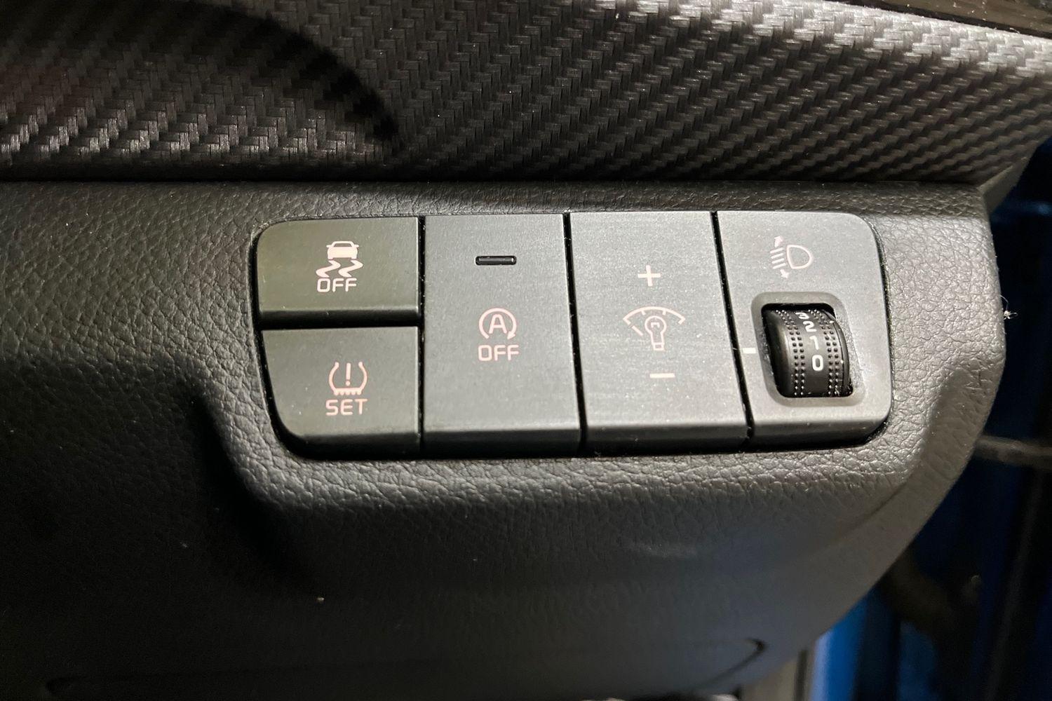 Kia STONIC Photo 25