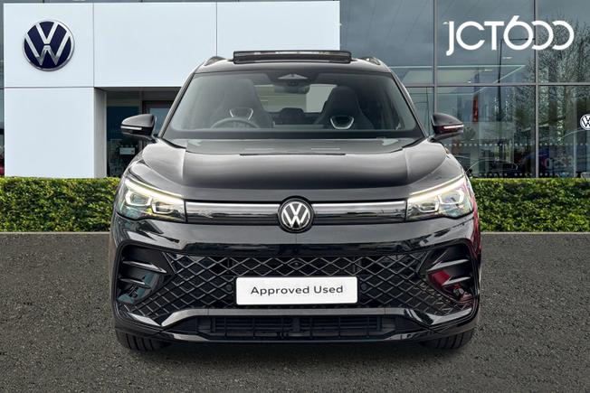 VOLKSWAGEN Tiguan Photo 8