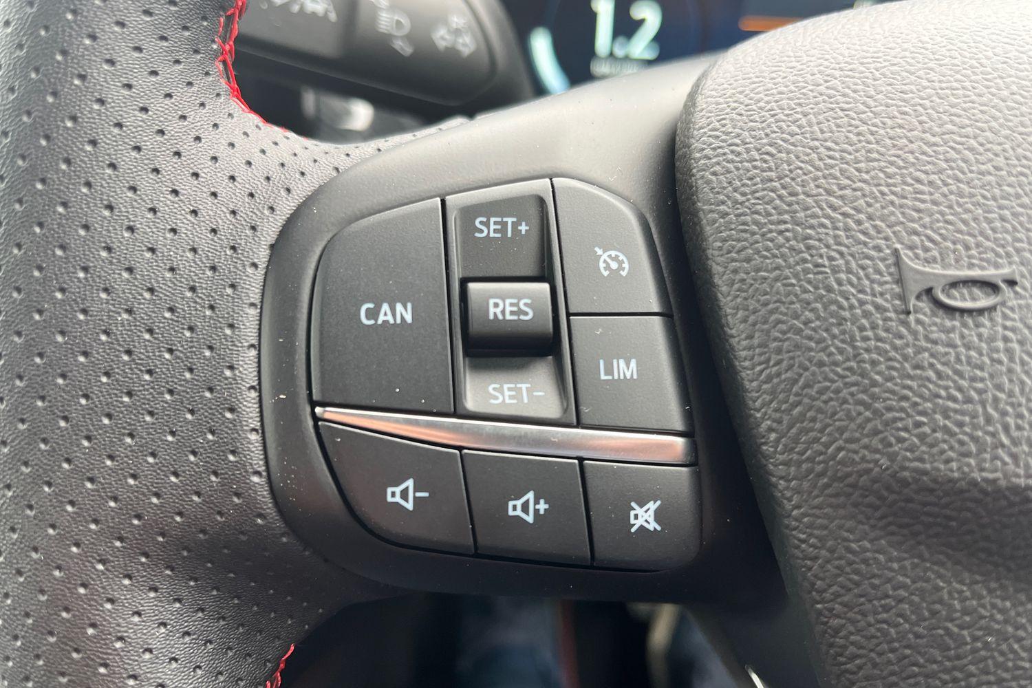 Ford Focus Photo 24