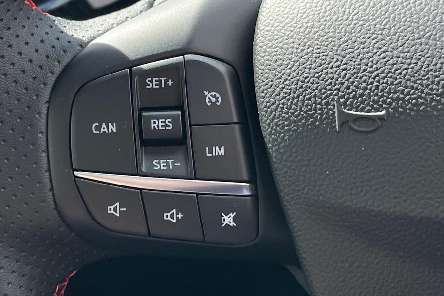 Ford FOCUS Photo autoimg-6679ec87c010658c5a2c5e73131c9f8e01e33ee9.jpg