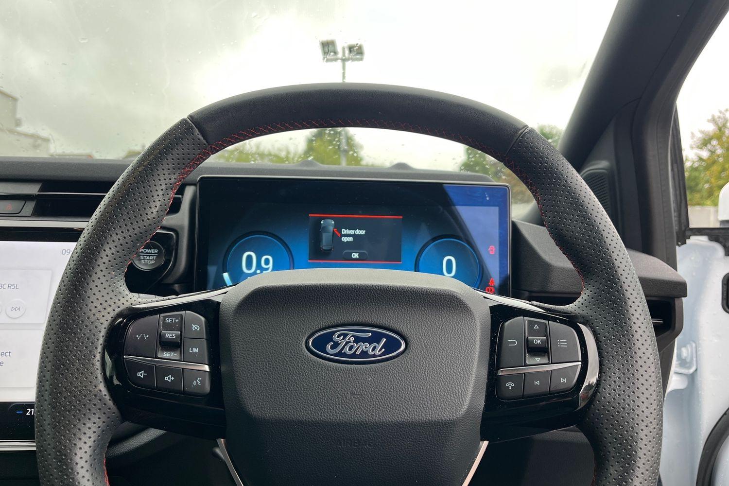 Ford PUMA Photo 11