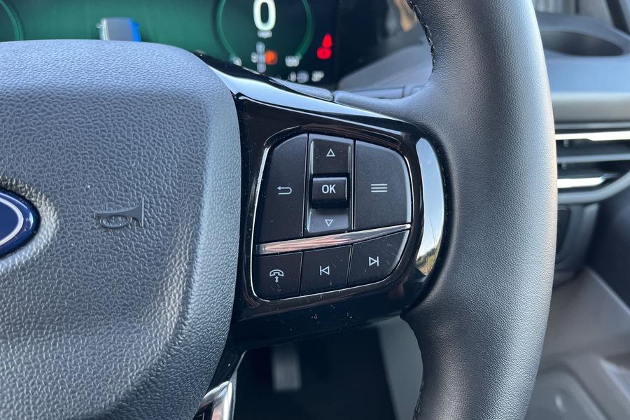 Ford TOURNEO CUSTOM Photo autoimg-667d93dcb151edb3da71bcc20f95c350a2a5b325.jpg