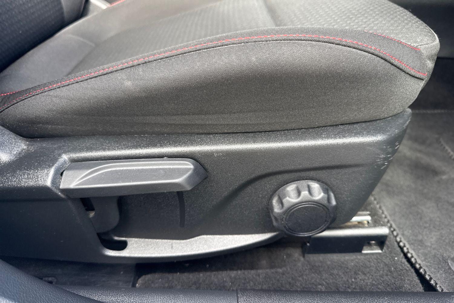Ford FOCUS Photo 33