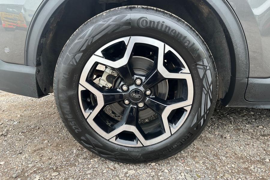 Ford KUGA Photo autoimg-6680ebceb49e00d56626cc4f3d6e4c742a69c1c2.jpg