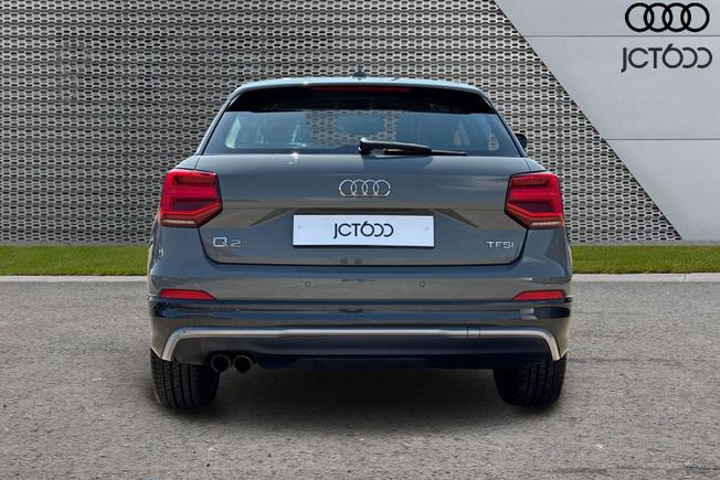 Audi Q2 Photo 7
