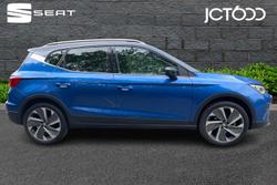 SEAT Arona Photo 4