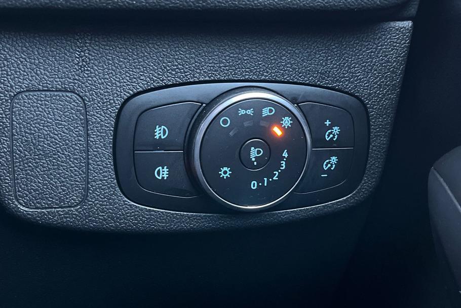 Used Ford FOCUS YH25XHR 34