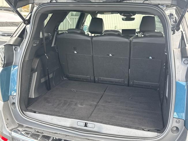 PEUGEOT 5008 Photo 12