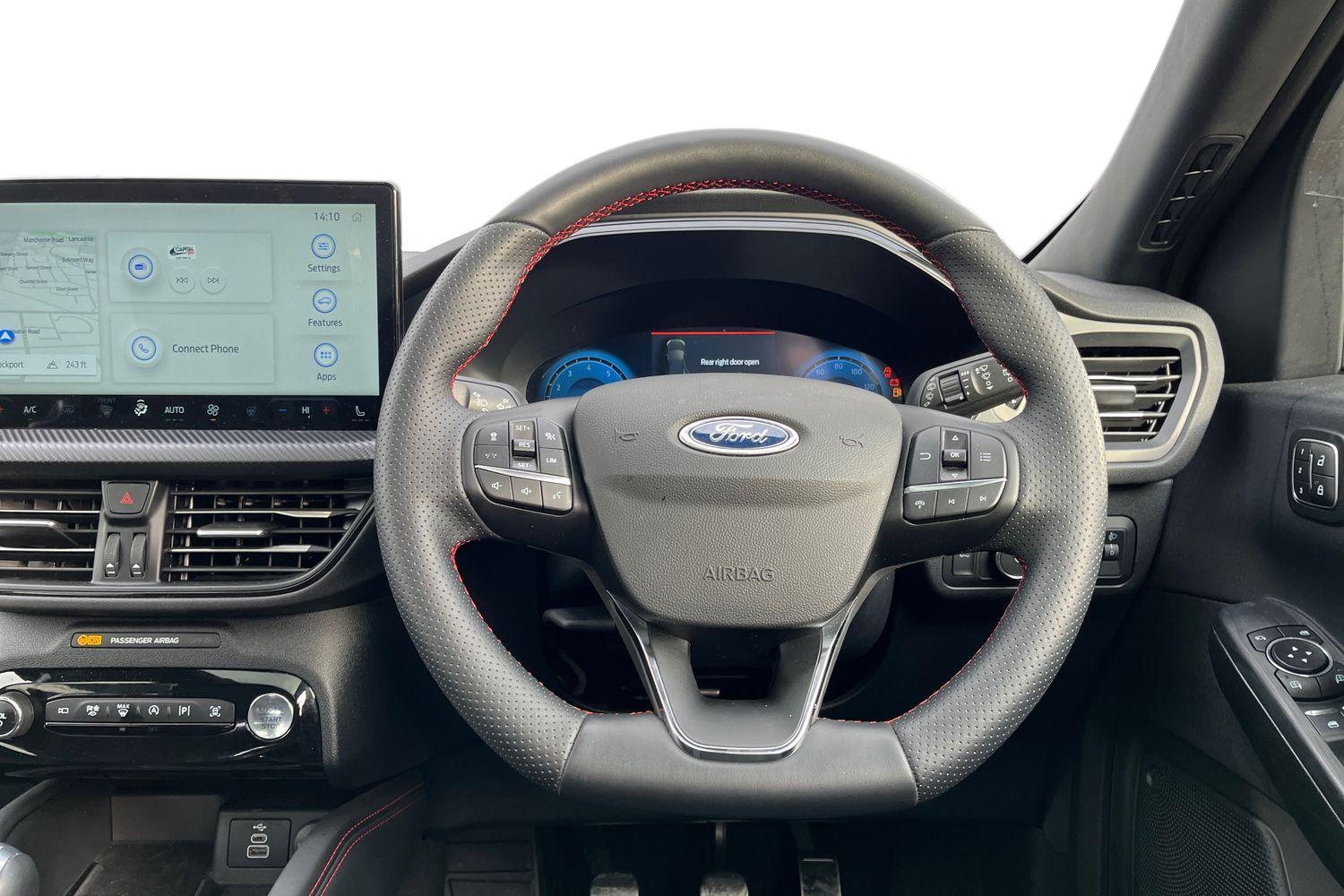 Ford KUGA Photo 10