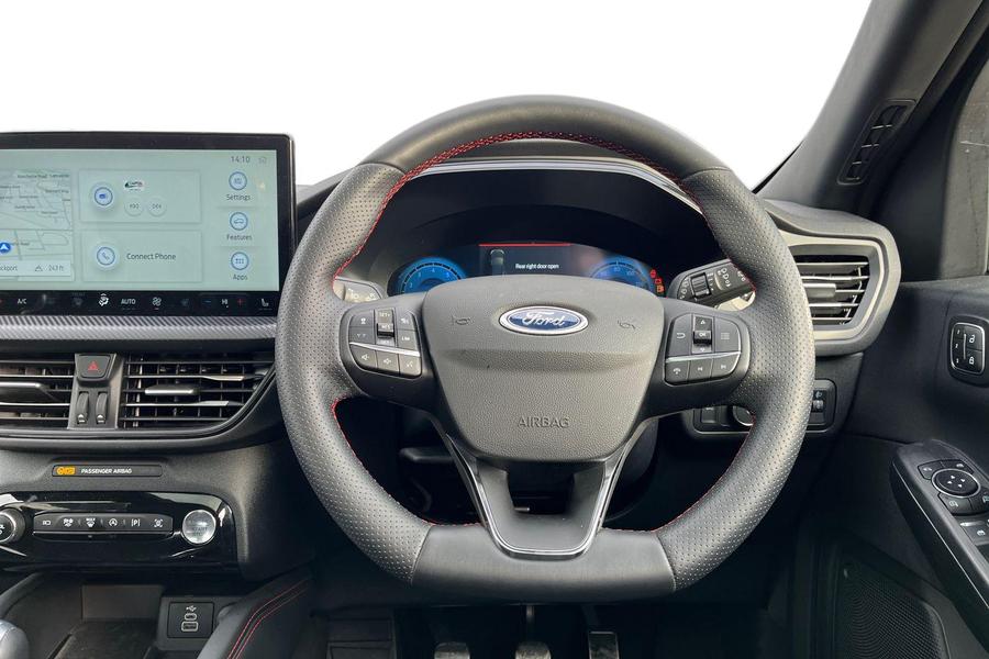 Ford KUGA Photo autoimg-66989a3afdc8d1108208fcc708c1639861f15523.jpg
