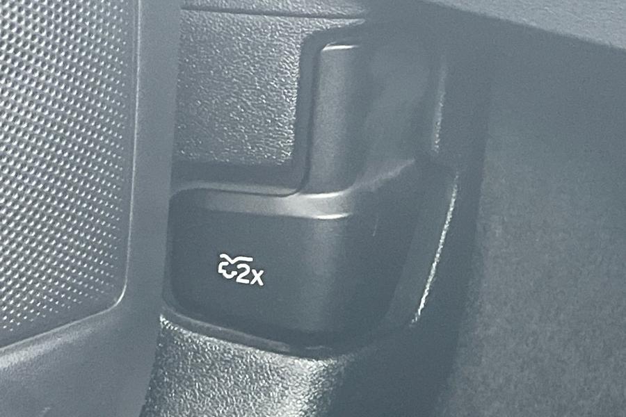 Ford FOCUS Photo autoimg-66a14099d72a5c78d5280596824a38b6bc5e1219.jpg
