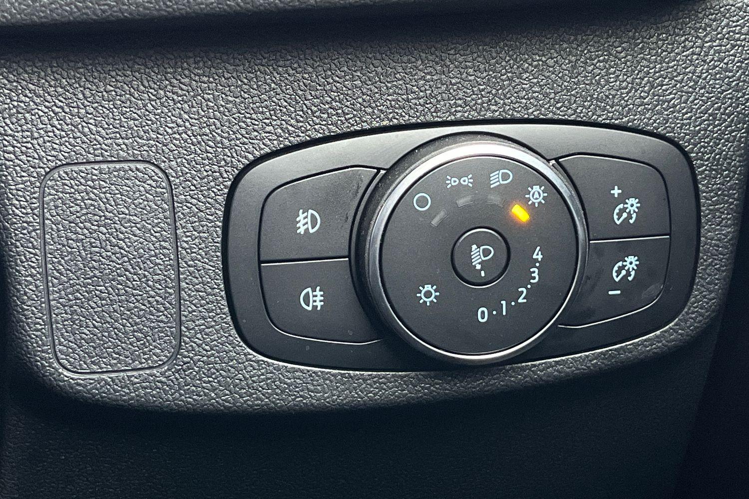 Ford Focus Photo 37
