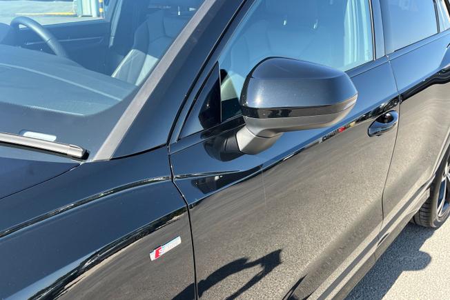 AUDI Q3 Photo 25