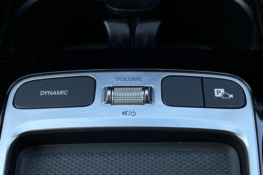 Mercedes-Benz A CLASS Photo autoimg-66aa7a5831e887a630c0421feed9748f7490de38.jpg