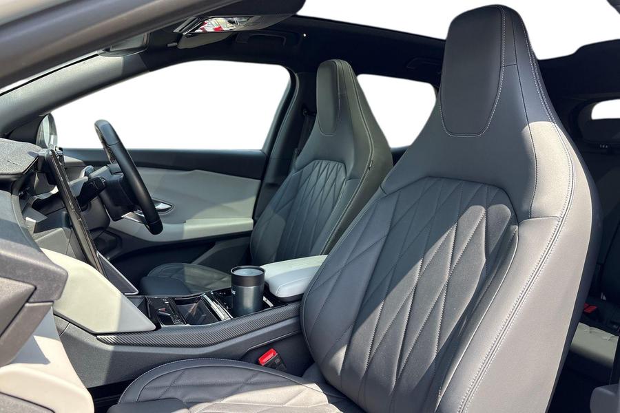 Ford Explorer Photo autoimg-66ad5019c951d48f7a195f7dbc28f893d84004b4.jpg