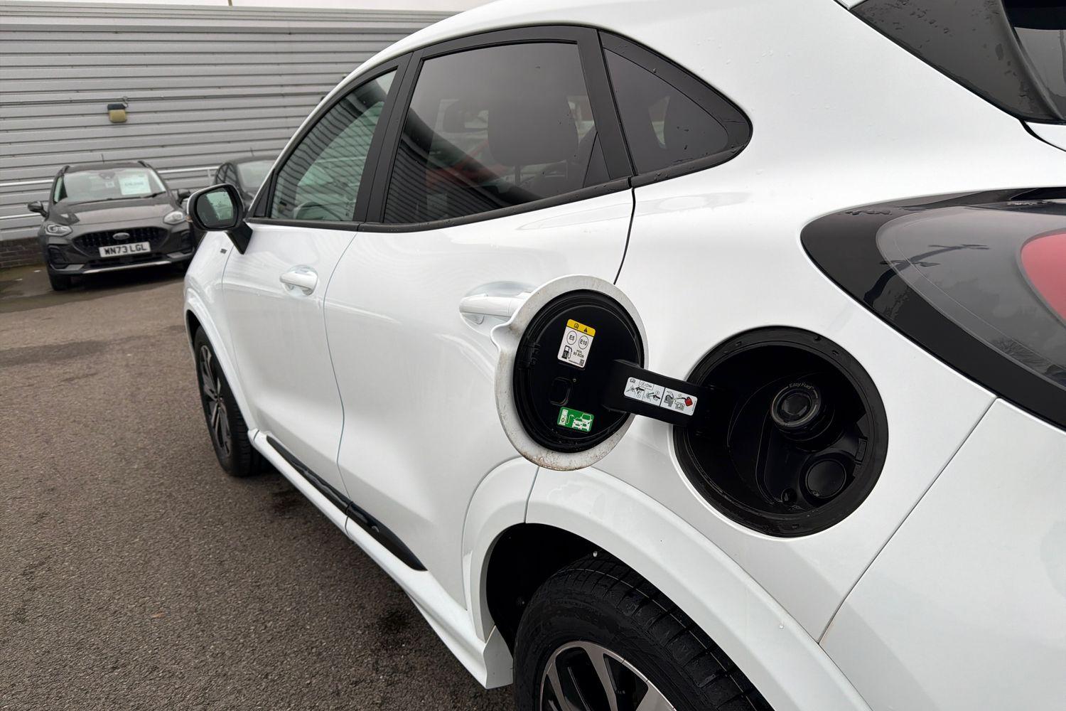 Ford PUMA Photo 25