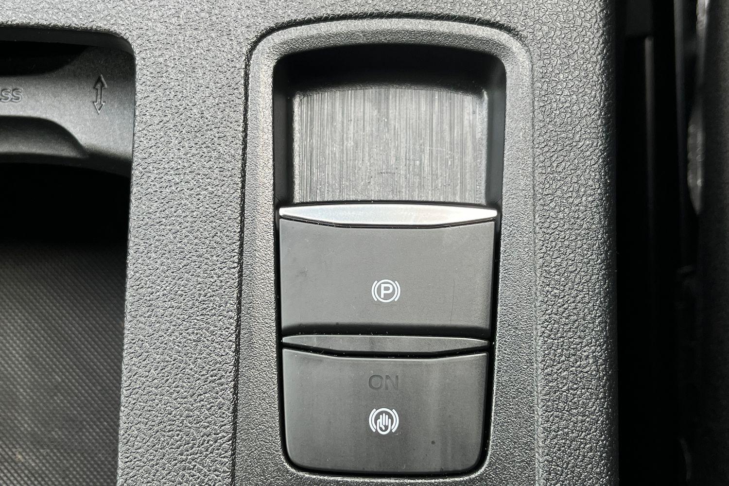 Ford KUGA Photo 27