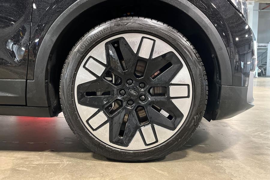 Ford Explorer Photo autoimg-66b6b40a645051468773e4ddbb9373f02334c1ef.jpg