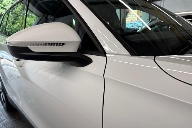 VOLKSWAGEN Tiguan Photo 20