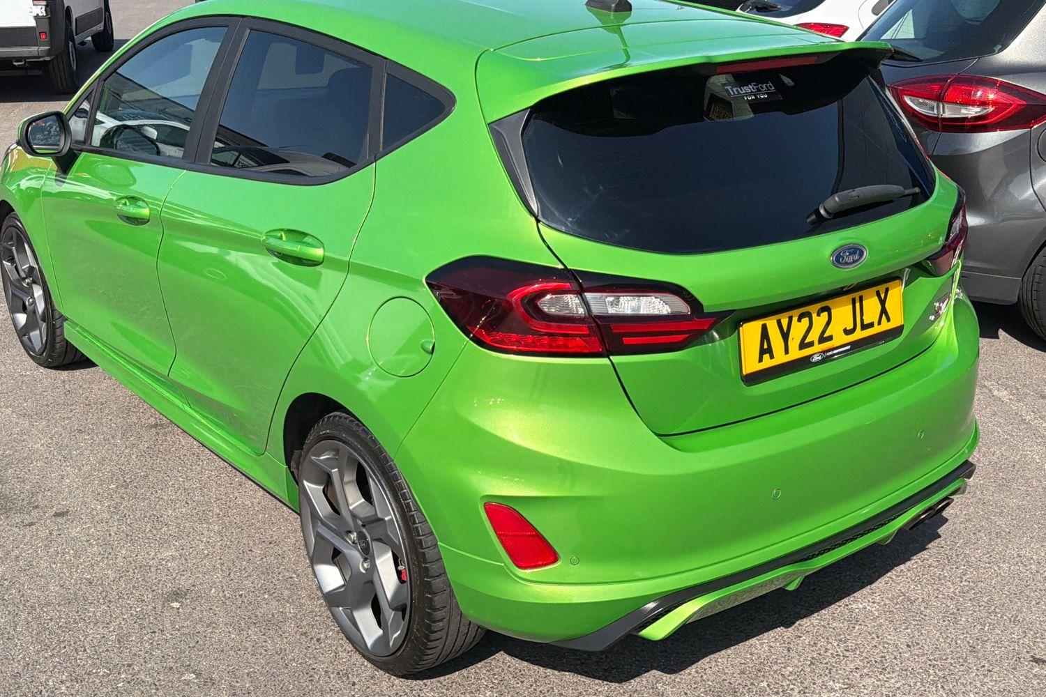 Ford FIESTA Photo 37