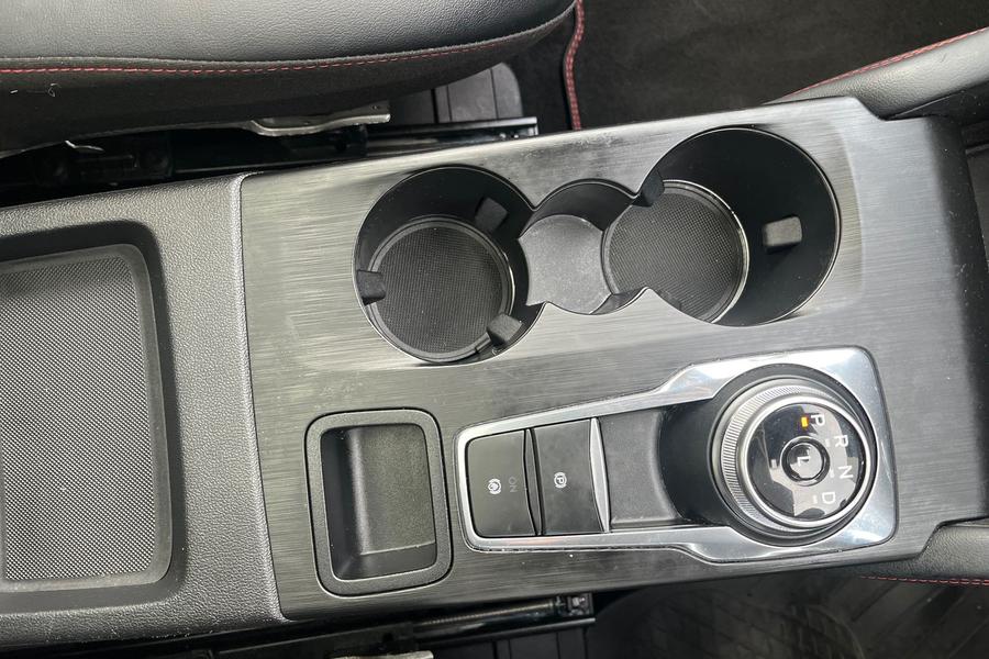 Ford KUGA Photo autoimg-66ba835e1d50146cc8d46d378653566cc2a75a39.jpg