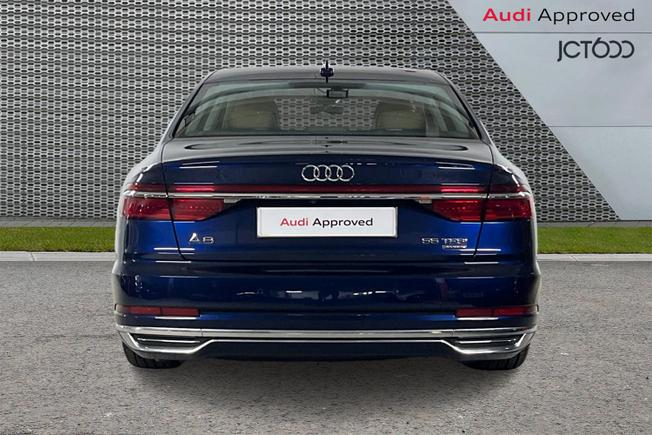 AUDI A8 Photo 7