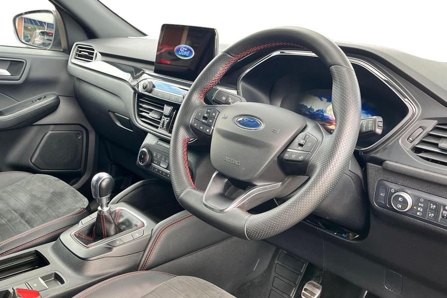 Ford Kuga Photo autoimg-66bb278f922671f219ed80004741209a4a5926df.jpg