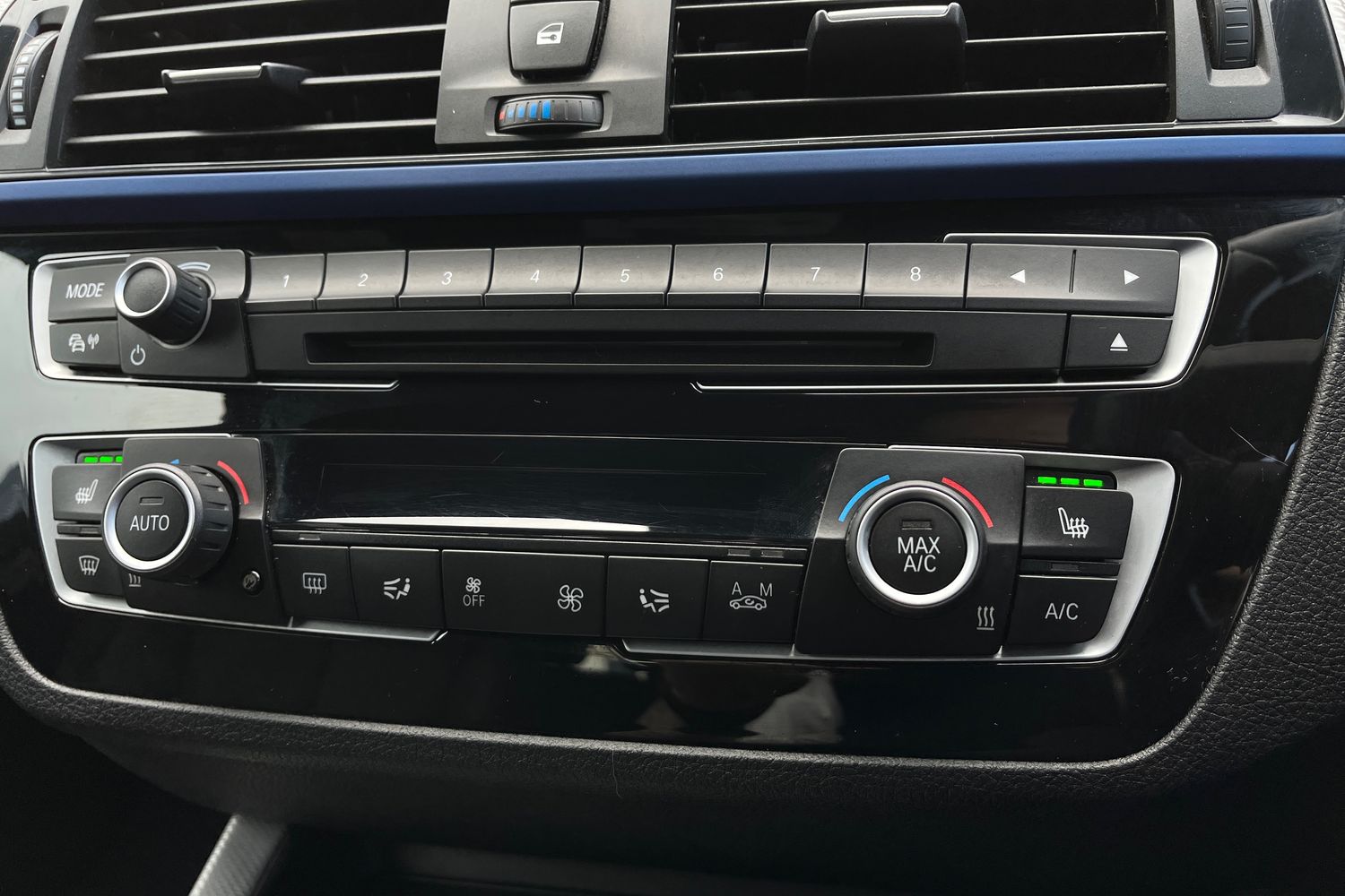 BMW 1 Series Photo 28