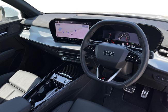 AUDI Q3 Photo 6