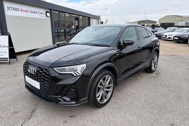 Audi Q3 Photo 22