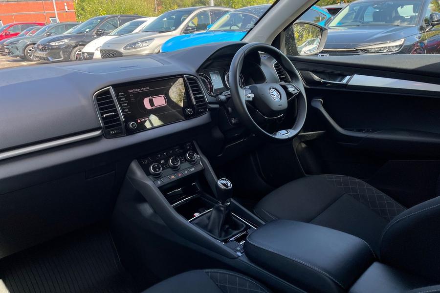 Skoda Karoq Photo autoimg-66c349511327cd7ac969ceb661a00286bbb4945a.jpg