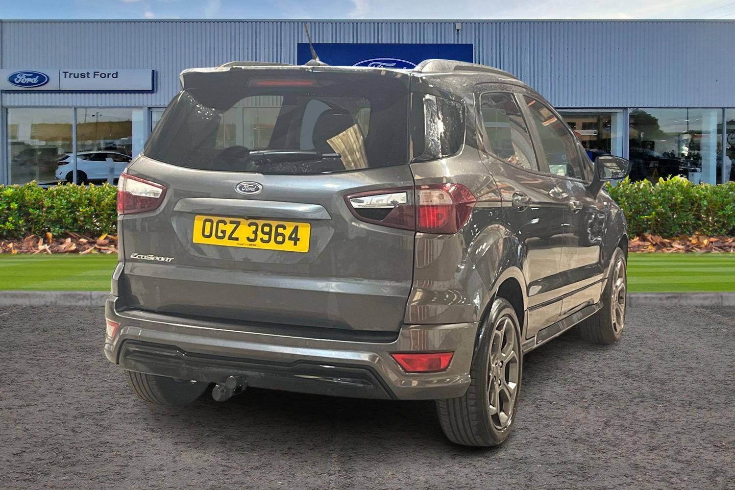 Ford ECOSPORT Photo 3